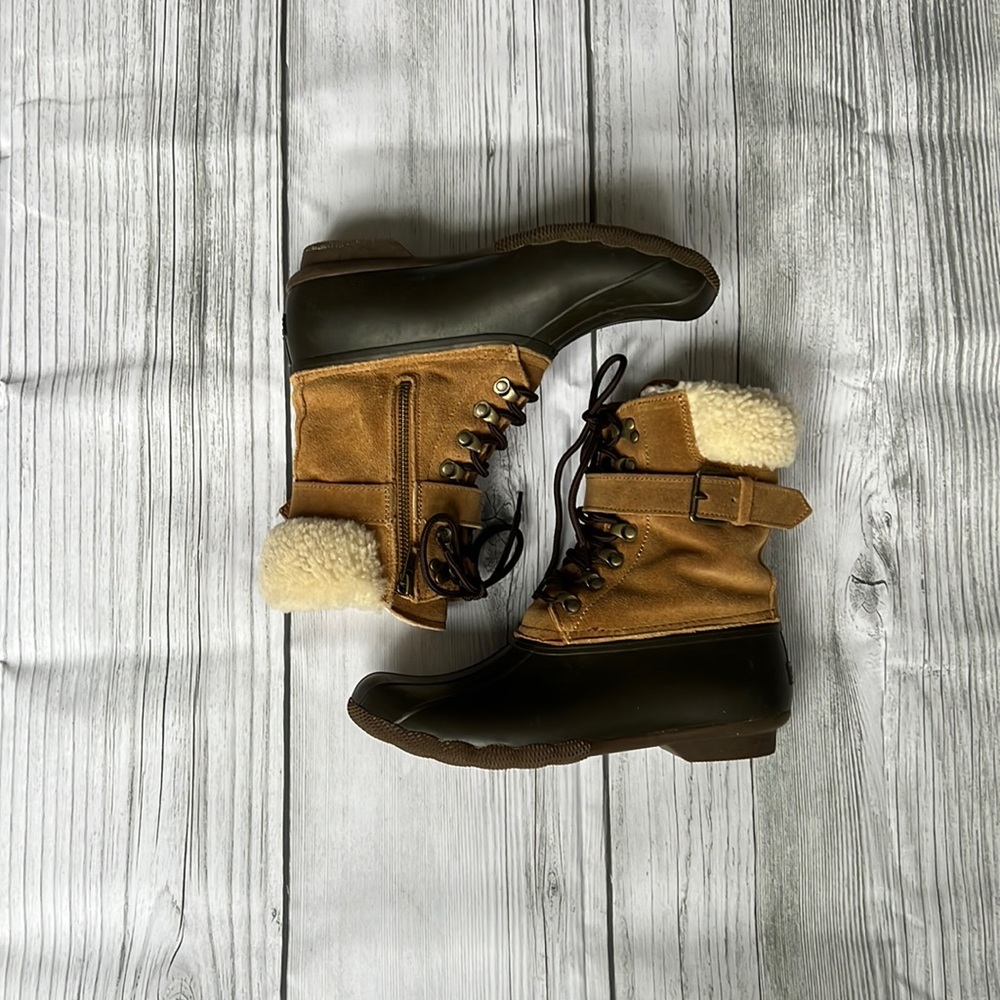 Sperry winter boots